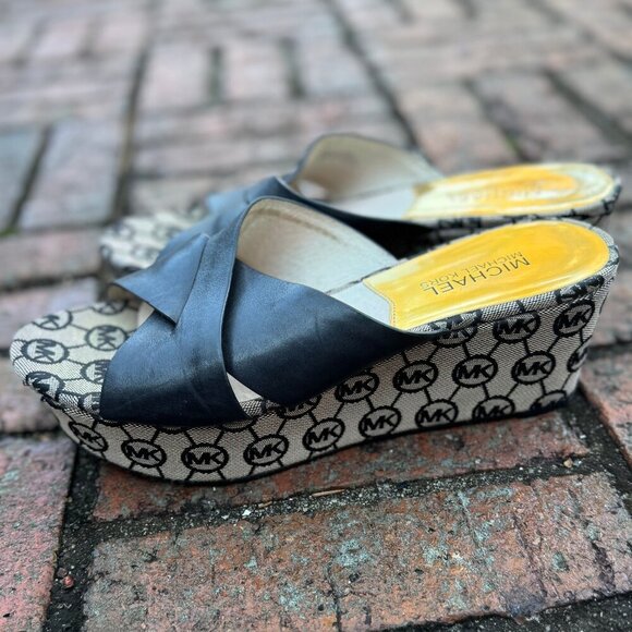 Michael Kors MK Logo Platform Wedge Slides Size 7 - Picture 7 of 8